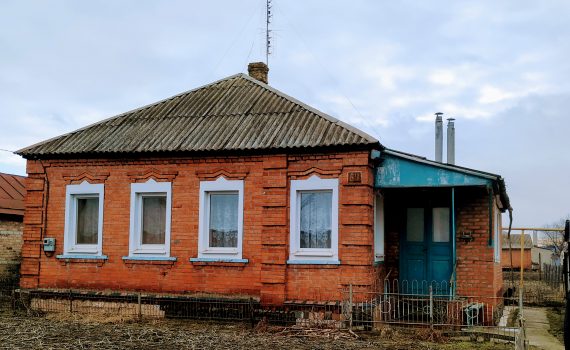 016055 * Дом в Новопокровке